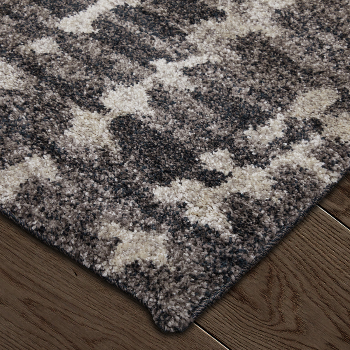 Skyview Black/Gray/Ivory 39QDF