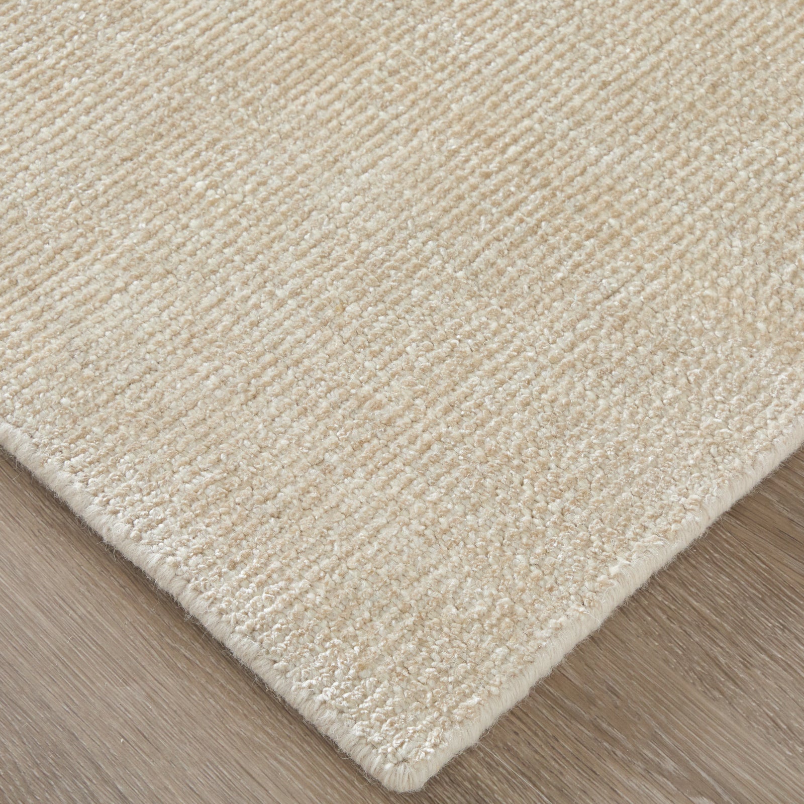 Fleetwood Ivory/Tan 8A06F