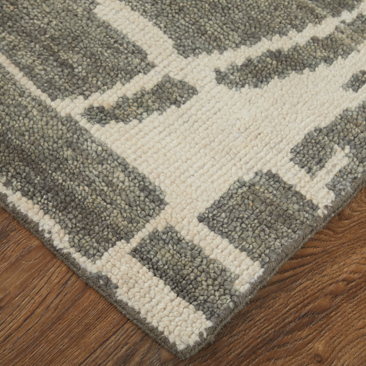 Sutton Taupe/Ivpry T6003