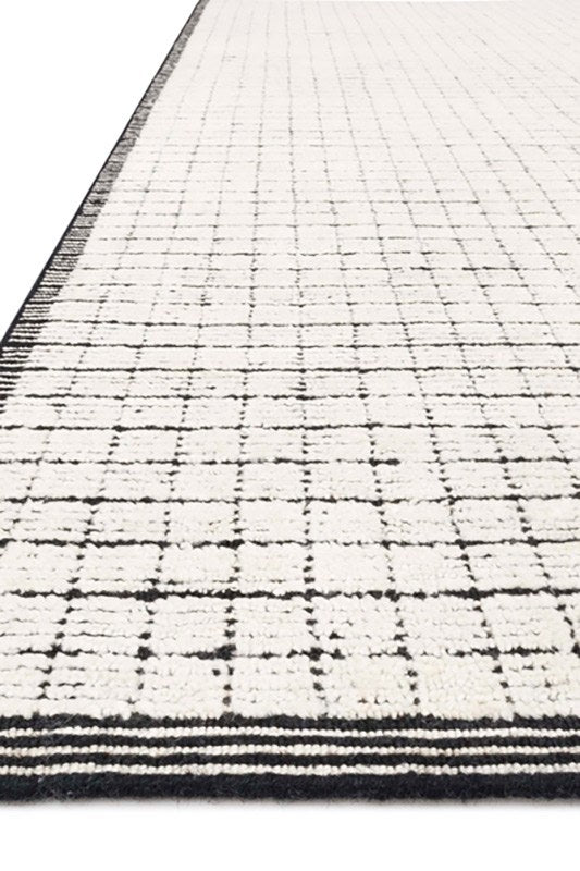 Beverly Bev-01 Ivory / Black Corner