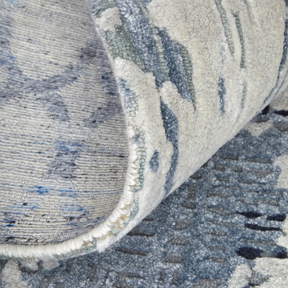Zarah Blue/Ivory 8917F