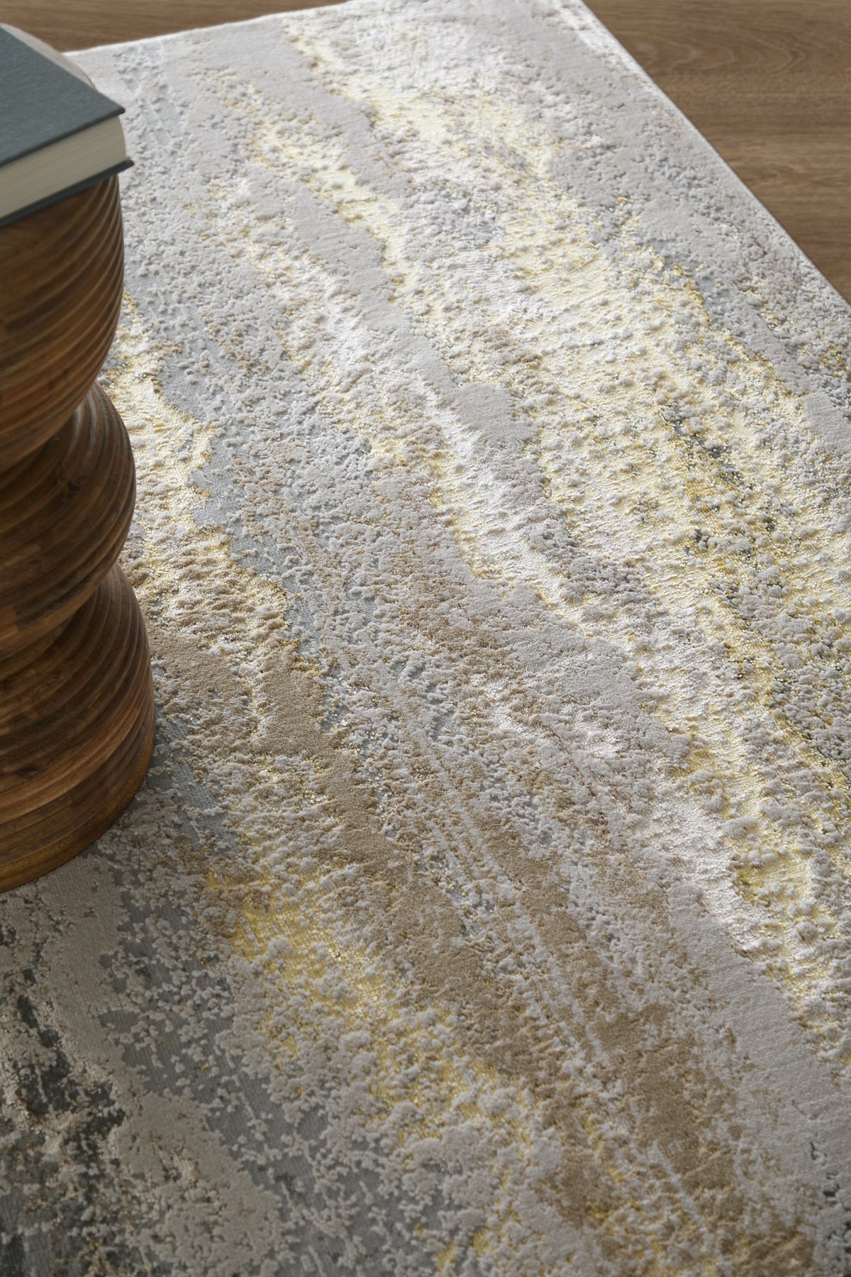 Aura Gold/Gray/Ivory 3735F