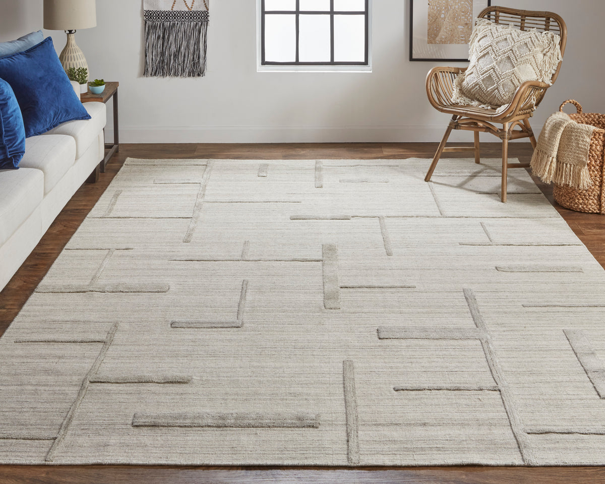 Longridge Ivory/Tan T8002