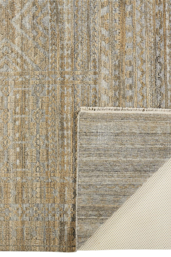 Parcel Brown / Gray 6496F