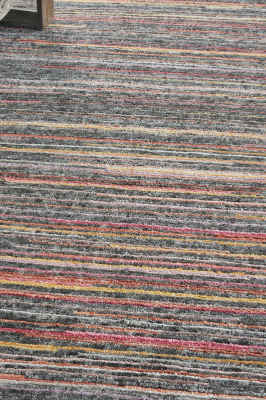 Plateau PAE01 Grey/Flame Closeup