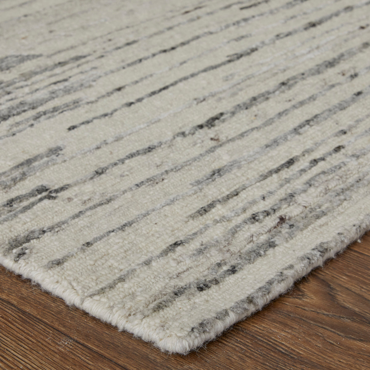Brighton Ivory/Gray 69CHF