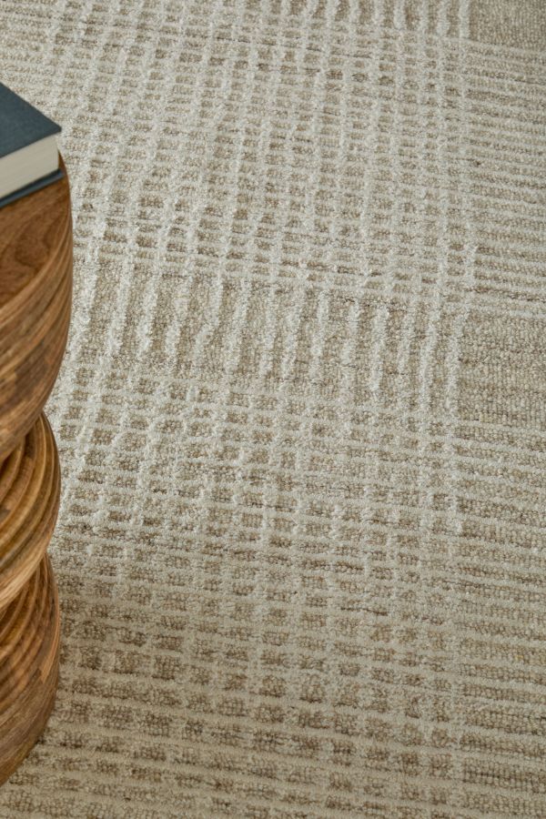 Winston Ivory 8B04F