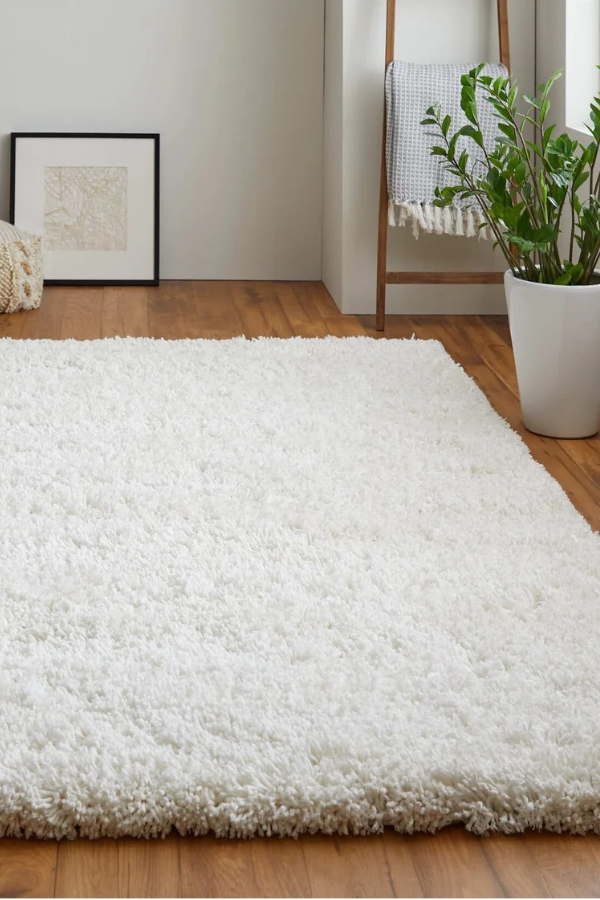 Sleigh Shag Ivory 8830F