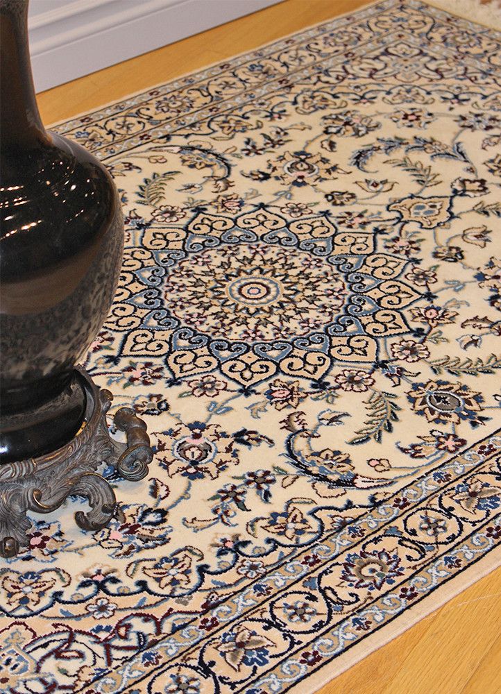 Nain Style Rug TAN80012231 Iran