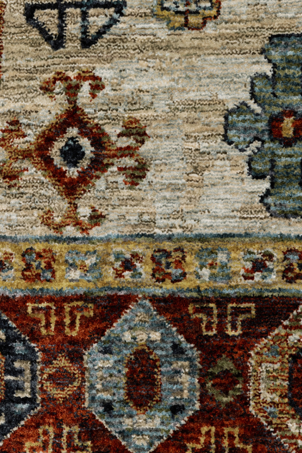 Pierre 005W1 CloseUp