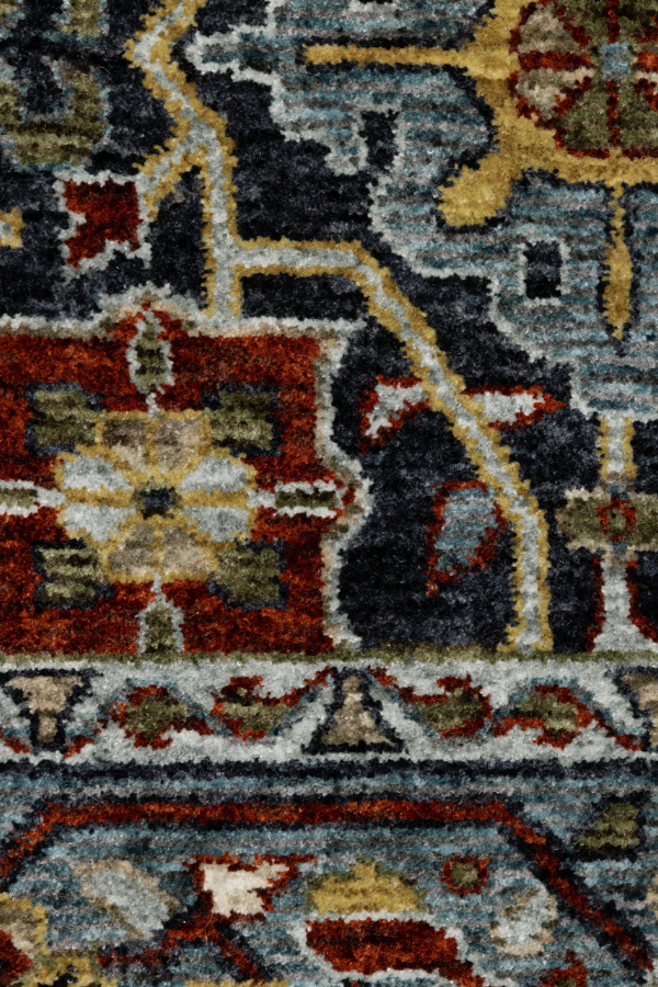 Pierre 4922D CloseUp