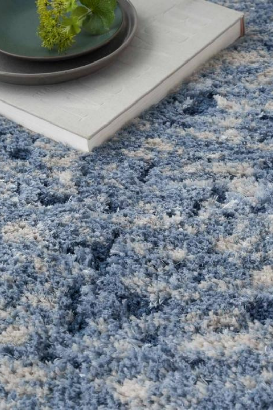 Sophie Shag DRS06 Light Blue CloseUp