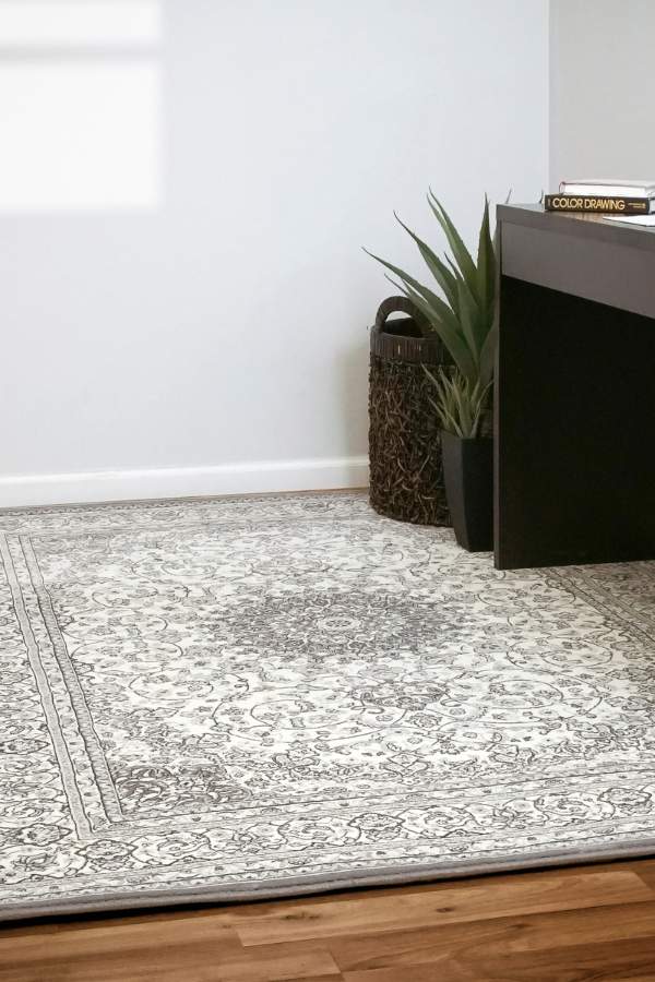 Ancient Garden 57119-6656 Cream/Grey