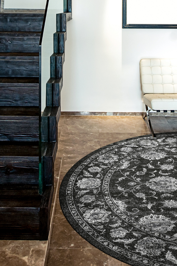 Ancient Garden 57126-3636 Charcoal/Silver