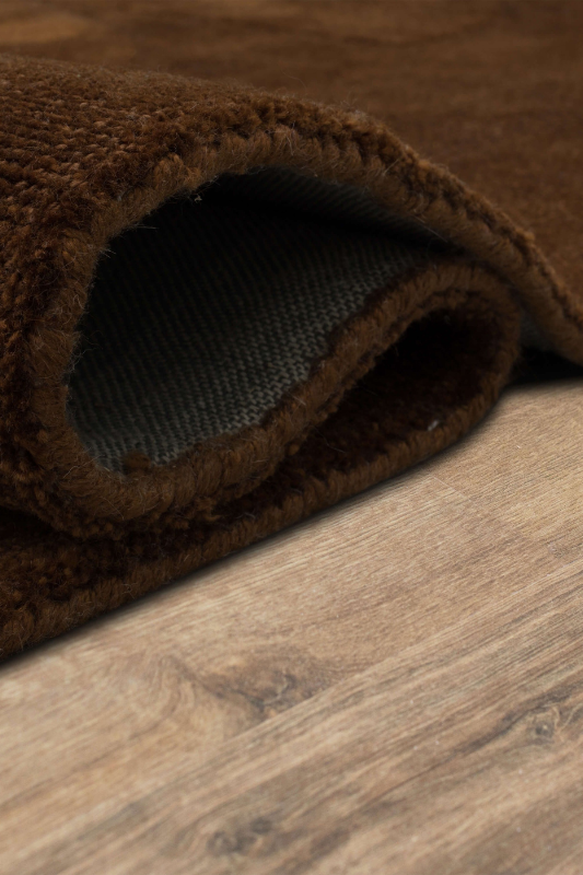 Luna Sienna by Bobby Berk Closeup