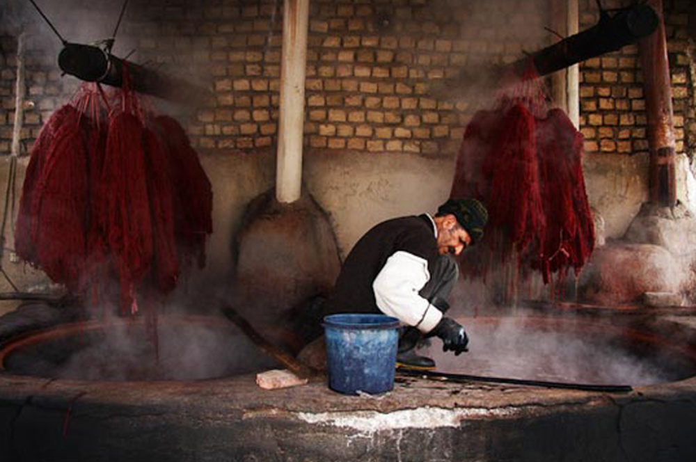 The Meanings Given to Colors in Persian Area Rugs