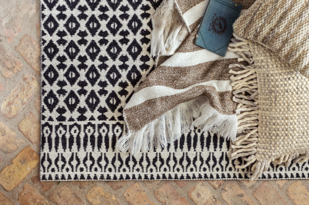 What You Don't Know About Hand-Tufted Rugs