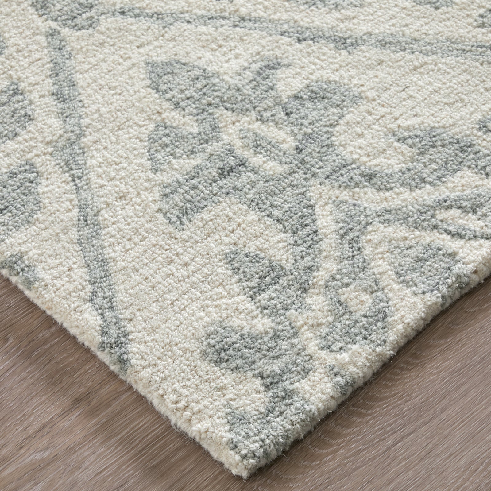Belfort Ivory/Gray 8A29F
