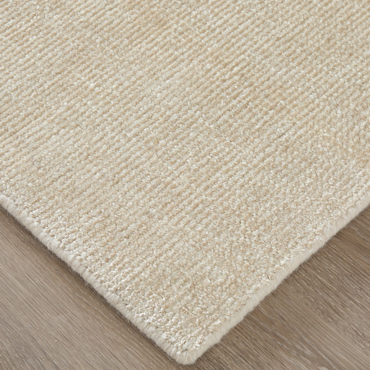 Fleetwood Ivory/Tan 8A06F