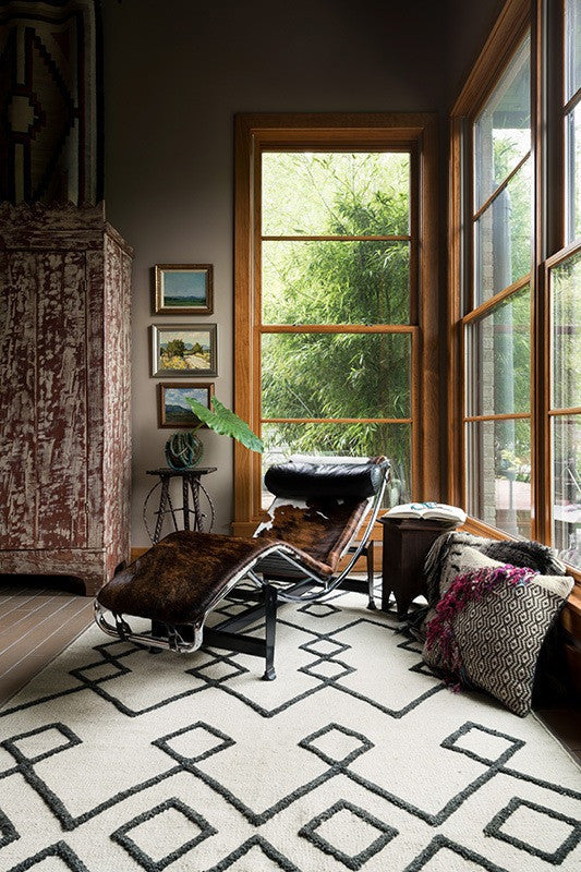 Adler AW-04 Ivory Room