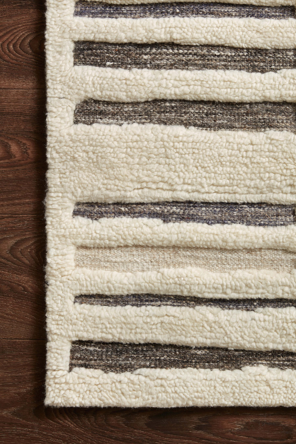 Bennett 01 Ivory / Charcoal