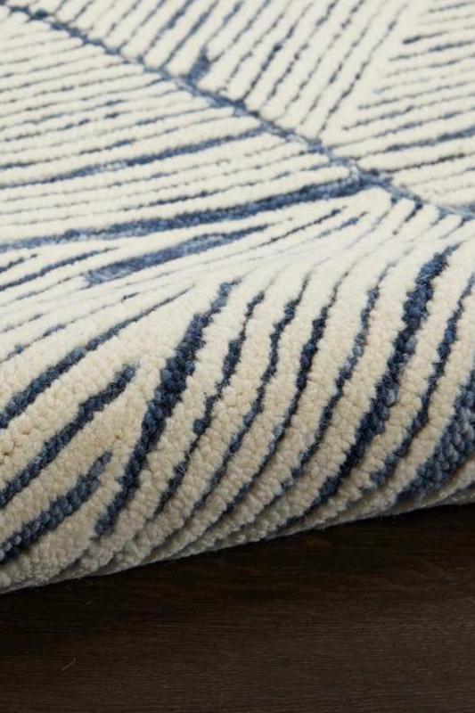 Durango CLR01 White/ Blue Closeup