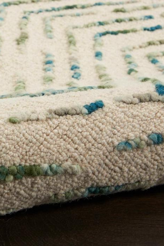 Durango CLR02 Ivory/ Green CloseUp