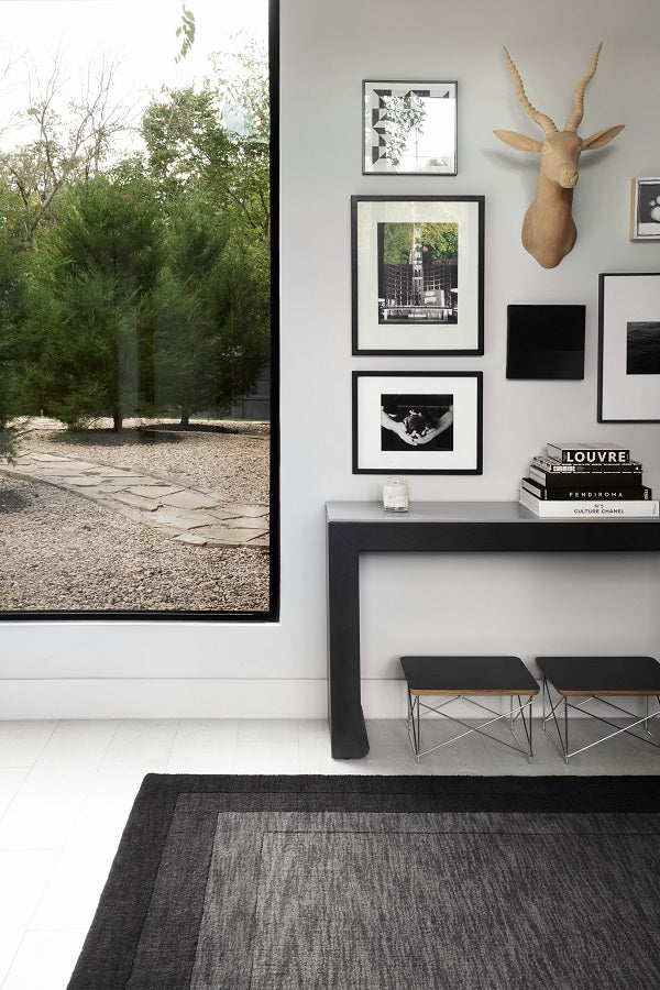 Hamilton 01 Grey / Charcoal Lifestyle