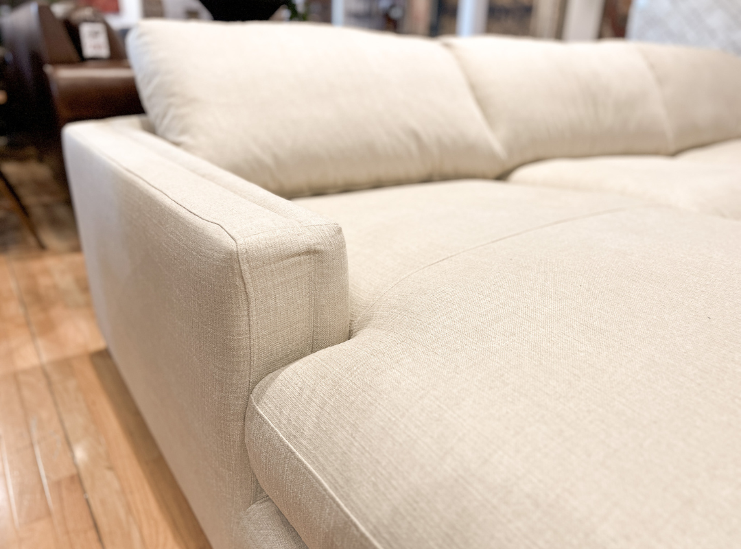 2720 Finnigan Sofa/Chaise NW Rugs & Furniture