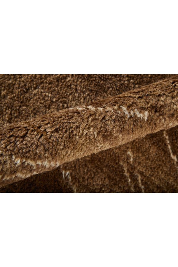 Agape Brown/Ivory 69HAF