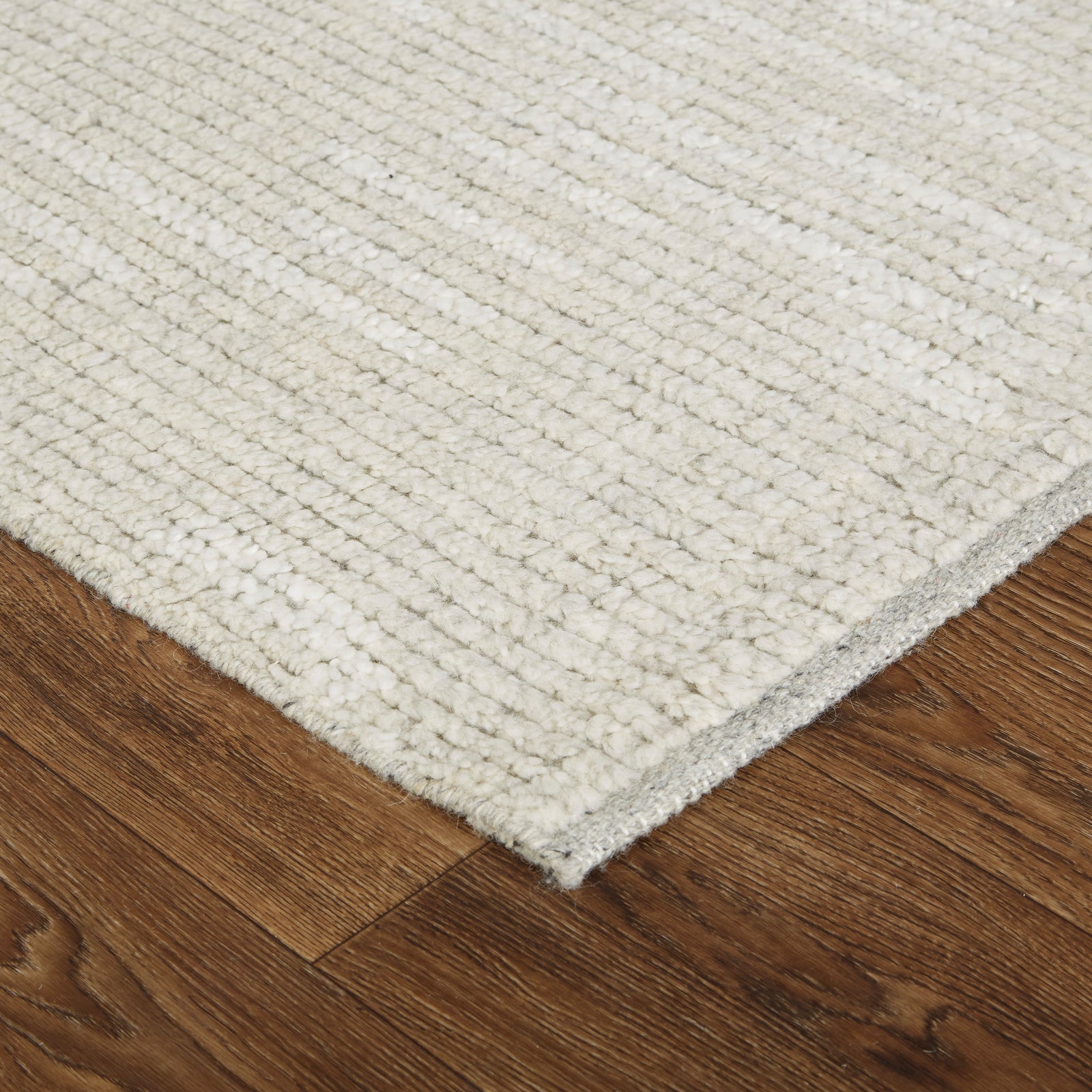 Alford Ivory/Tan 6922F