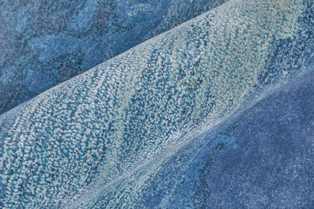 Anya Blue/Ivory 8921F