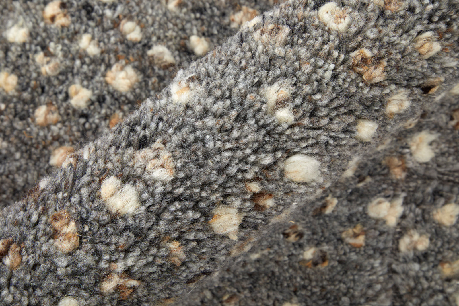 Dering Gray/Tan/Taupe T6042