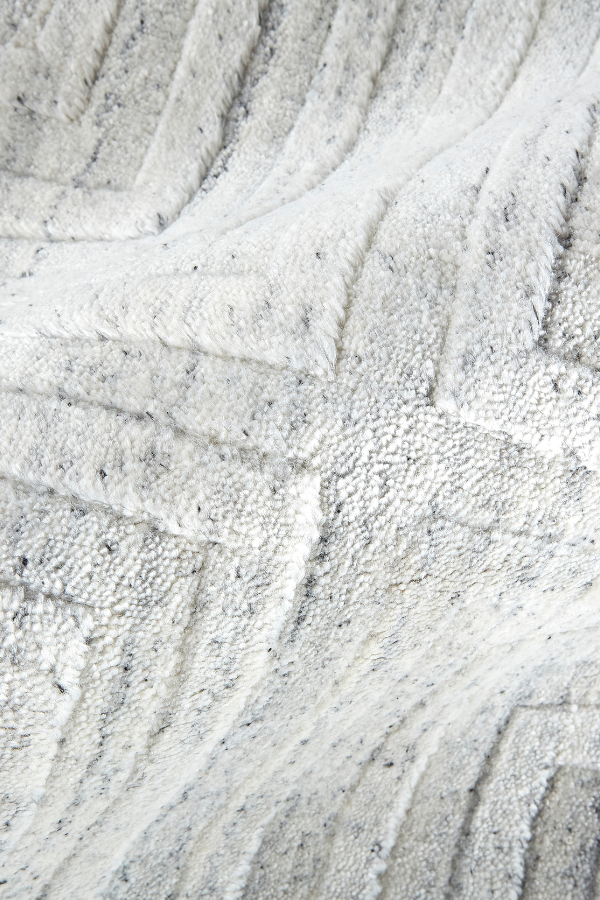 Detroit White / Silver 8670F