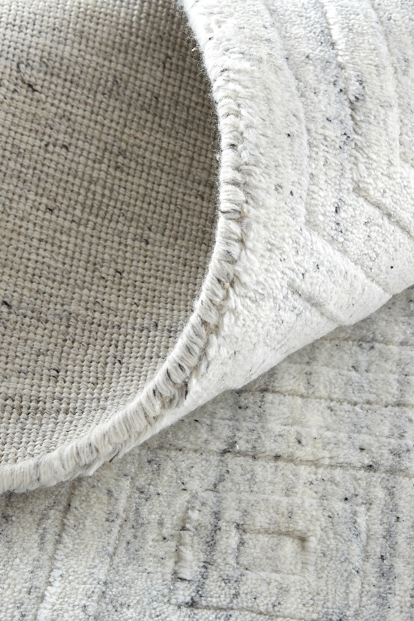 Detroit White / Silver 8670F