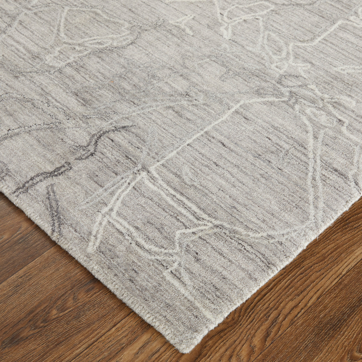 Whitton Gray/Tan/Ivory 8890F