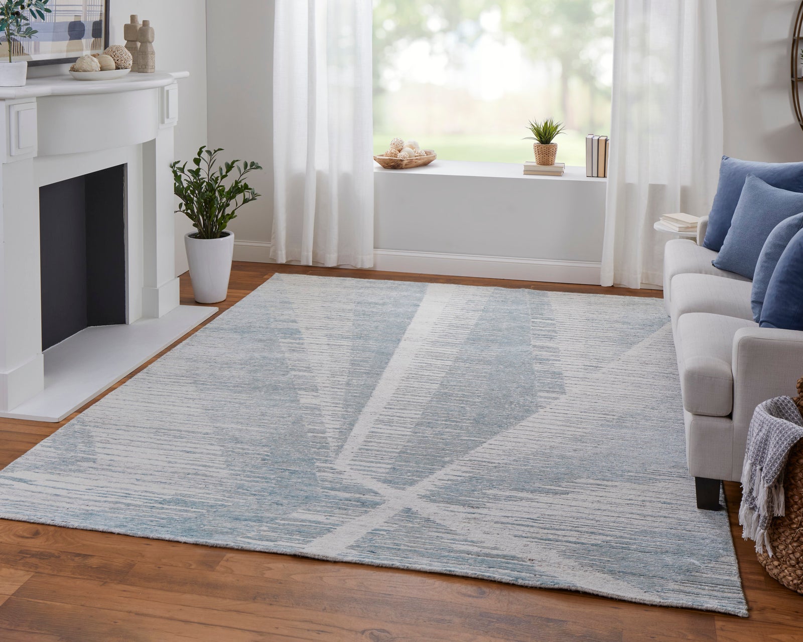 Brighton Blue/Ivory/Silver 69CHF