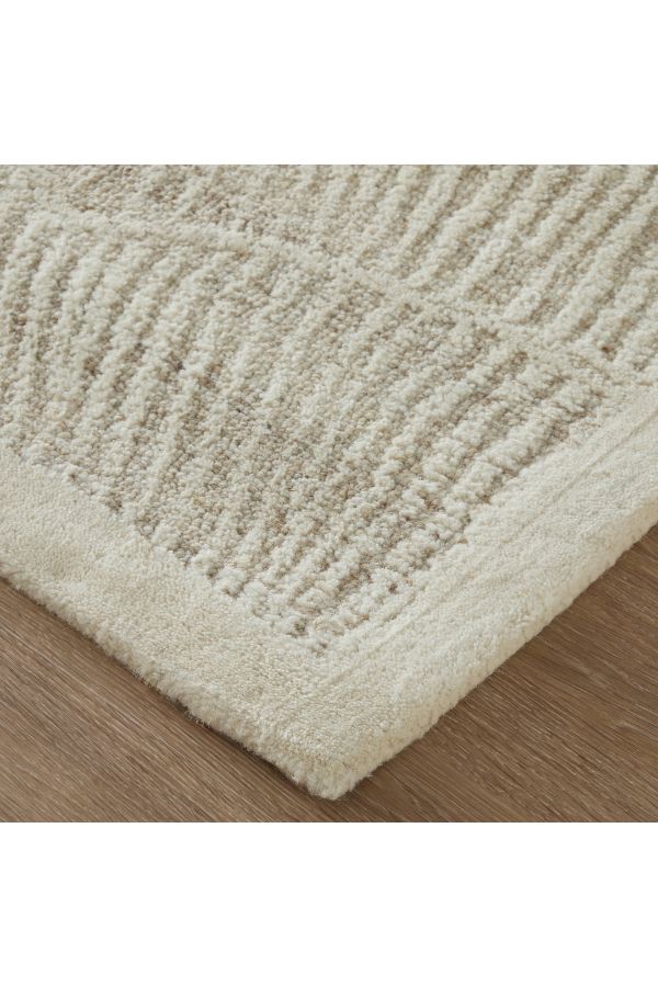 Winston Ivory 8B02F