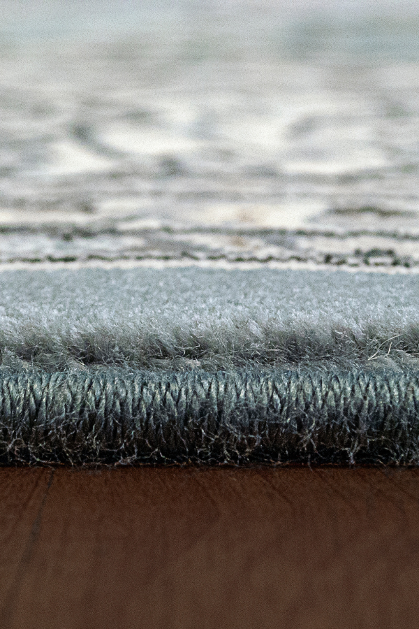 Ancient Garden 57119-4646 Steel Blue/Cream