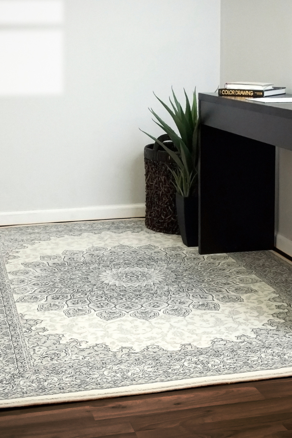 Ancient Garden 57090-6666 Cream/Grey