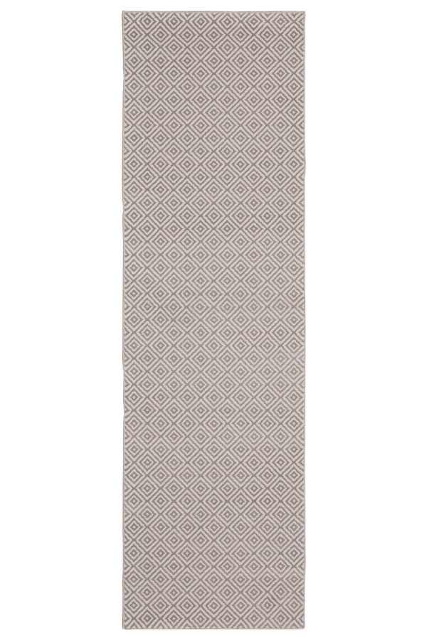 Capistrano 525B1 Runner