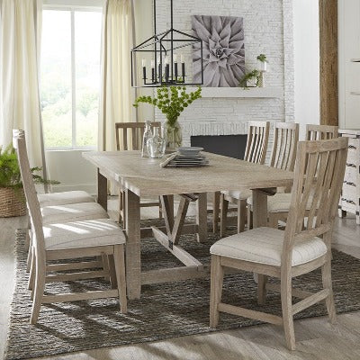 Casings Extendable Dining Set