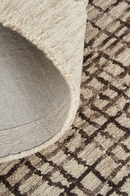 Mitch Beige / Brown 8630F