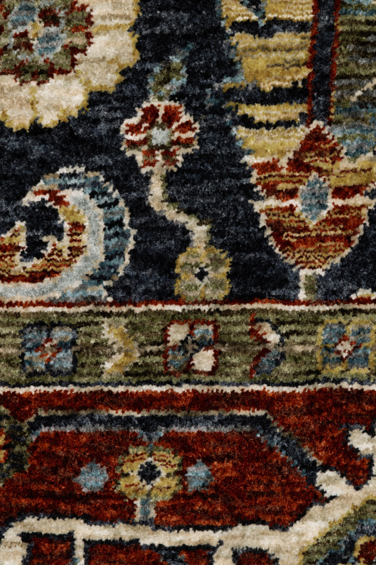 Pierre 752W1 CloseUp