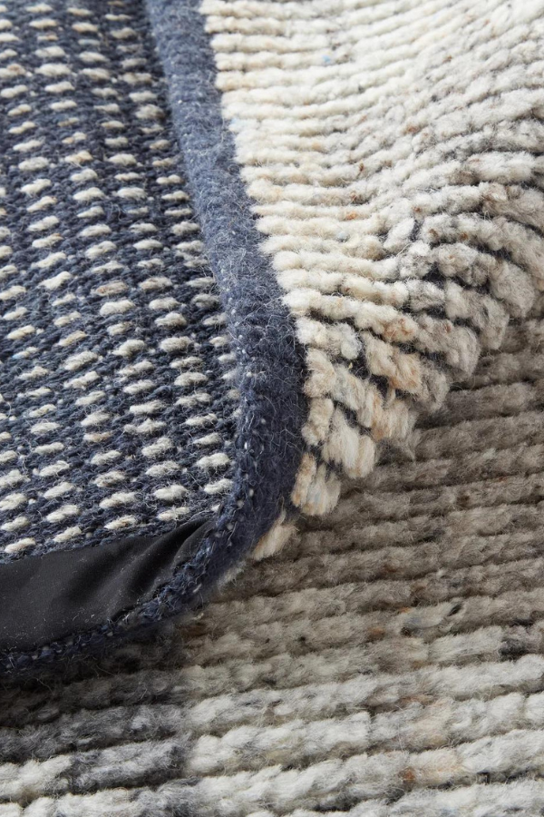 Craigievar Gray / Charcoal 6925F