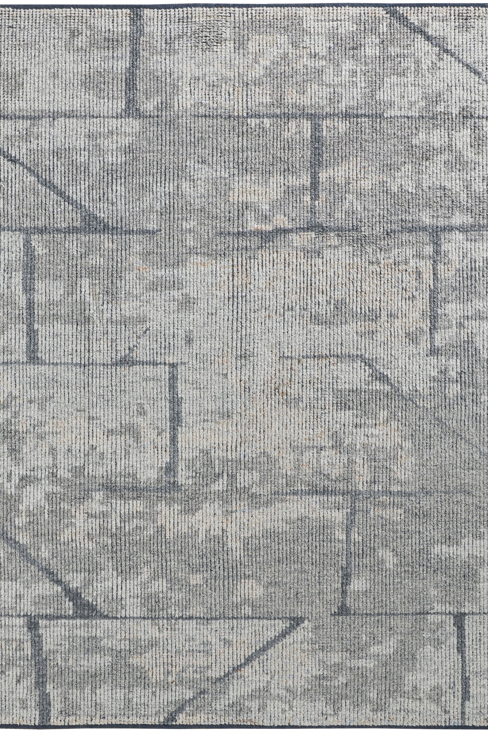 Craigievar Gray / Charcoal 6925F