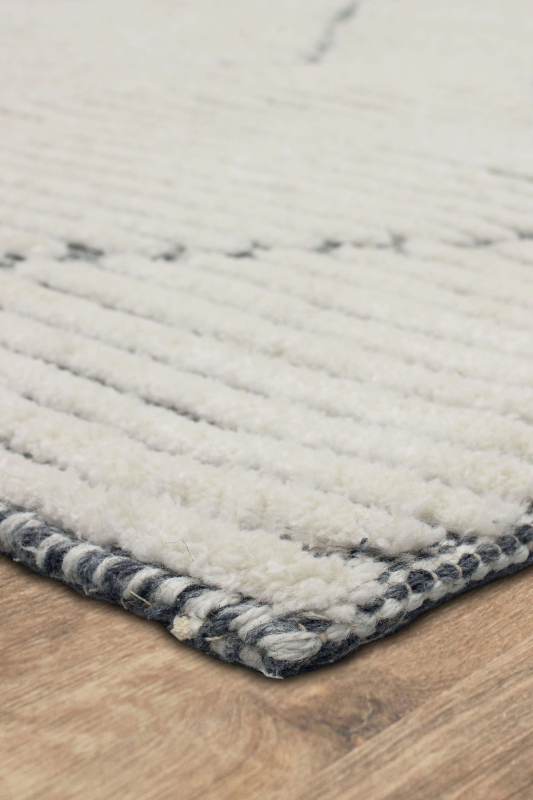 Sirocco Beni Black/White by Drew & Jonathan Corner