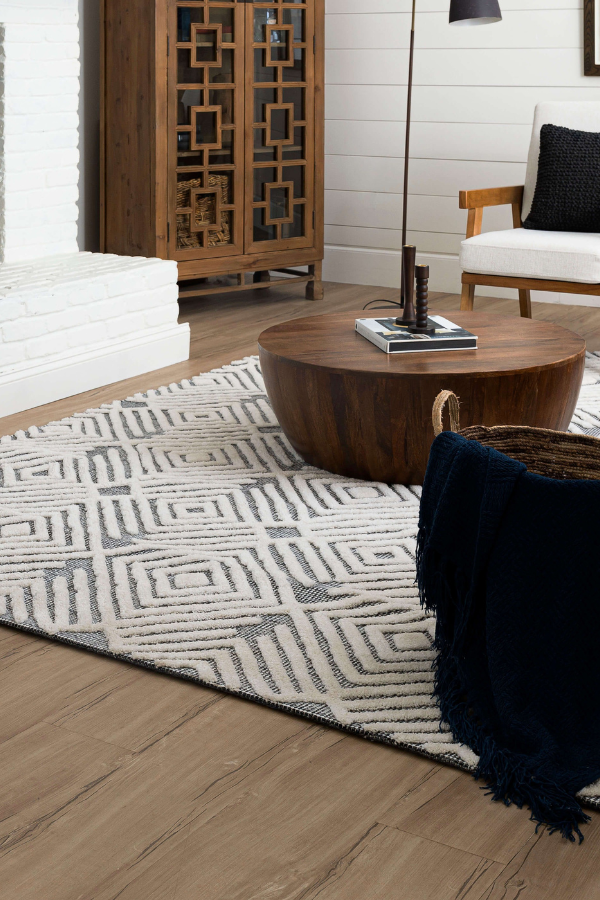 Sirocco Tipaza Black/White by Drew & Jonathan